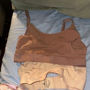 Momcozy pumping brawl set of two size medium